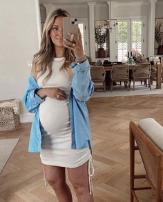 Summer Bump Outfits Casual, Spring And Summer Pregnancy Outfits, Business Casual Maternity Outfits Summer, Maternity Casual Outfits Summer, Maternity Everyday Outfits, Summer Bump Friendly Outfits, Chic Pregnancy Style Summer, Casual Gender Reveal Outfit, Summer Bump Style