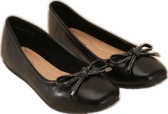 Formal Synthetic Ballet Flats With Round Toe, Synthetic Round Toe Ballet Flats For Formal Occasions, Shoes For Everyday, Flats Top, Ballet Flats, Everyday Wear, Ballet, Heels, How To Wear