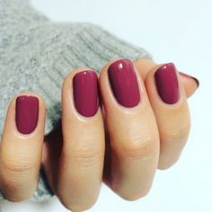 perfect nail polish colour Gelový Lak, Simple Fall Nails, Fall Nail Art Designs, Subtle Nails, Short Nails Art, Makijaż Smokey Eye