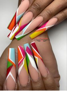 Almond Nail Colors, Custom Nails Design, Beach Nails Art, Epic Nails, Amazing Nail Art, 2023 Nail, Custom Nails, Nails Art Ideas, Dope Nail Designs