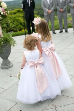 Birthday Gowns, Purple Flower Girls, Girls First Communion Dresses, Light Pink Wedding, Pink Flower Girl Dresses, White Tutu, Princess Flower, Girls White Dress, Girls Pageant Dresses