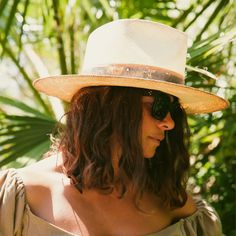 Ultimate summer sophistication with this classic fedora straw hat with distressed dark ribbon with gold details. All hats are created, shaped and detailed by Valeria Andino in her Studio. Soft vegan suede and cotton distressed trimming Silk thread with 18k gold square wire ring 18k gold matte gold triangle over sterling silver 24k gold irregular beads Sweatband with 'Sunshine Gang' inspirational quote All hats are unique and have perfect imperfections! Straw hat hand woven in Ecuador Hand made a Gold Triangle, Wire Ring, Silk Thread, Matte Gold, Gold Details, Straw Hat, Inspirational Quote, Ecuador, Floppy Hat