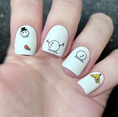 50 Adorable Snowman Nail Designs to Melt Your Heart - Get Festive this Winter! Winter Style Nails, Cute Nail Ideas Winter, Fun Nail Ideas Creative, Silly Nail Art, Skiing Nails, Dog Nails Design, Winter Gel Nails Ideas, Snowman Nail Designs, Winter Nails Cute