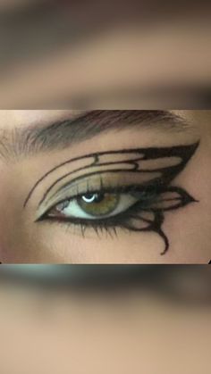 Butterfly Makeup, Graphic Makeup, Graphic Eyeliner, Eyeliner Styles, Swag Makeup, Fancy Makeup