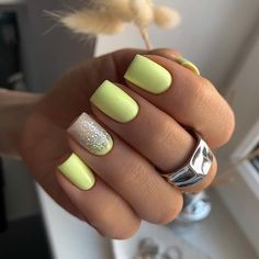 Bright Summer Nails 50+ Ideas to Rock This Summer Nail Designs Daily 16 Tattoo, Bright Summer Nails, Her Nails, Cute Gel Nails, Short Acrylic Nails Designs, Dipped Nails, Yellow Nails, Chic Nails, Summer Nail