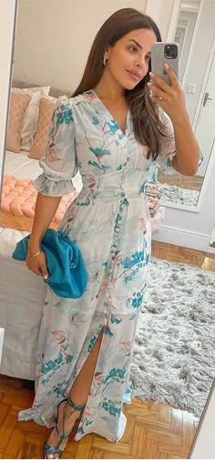 Girls Spring Outfits, Womens Tops Dressy, Guest Attire, Designer Dresses Casual, Dressed To Kill, Stylish Dress Designs, Modest Outfits, Womens Maxi Dresses, Stylish Dresses