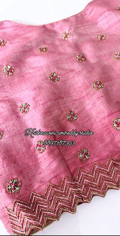 Simple Maggam Work Designs, Simple Maggam Work, Butta Design, 50 Blouse Designs, Blouse Works, Latest Bridal Blouse Designs, Blouse Ideas, Maggam Work Designs, Aari Blouse