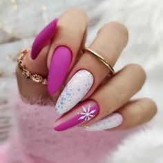 Looking for the best pink Christmas nail ideas? Check this post for cute, creative, and chic pink Christmas nails for a stylish and sweet mood this winter holiday season! Pink Christmas Nail, Blush Pink Nails, Christmas Nail Ideas, Classy Minimalist, White Tip Nails, Hot Pink Nails, Cute Christmas Nails