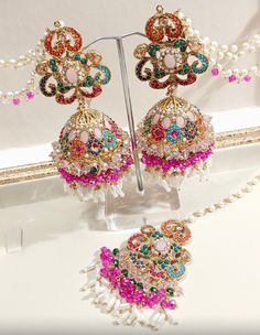 Nauratan Multi Stones Earrings Tikka Set Luxury Multicolor Meenakari Bridal Earrings, Pakistani Wedding Jewelry, Fashion Usa, Stones Earrings, Jewelry Pakistani, Pakistani Jewelry, Fancy Jewelry, Pakistani Wedding, Wedding Jewelry Sets