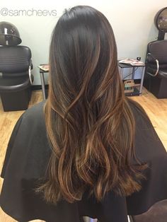 Abg Balayage Hair, Caramel Highlights On Dark Hair Straight, Latina Balayage Hair, Dark Summer Hair, Caramel Brown Balayage, Hairstyles For Medium Length Hair Tutorial, Asian Latina, Balayage Asian Hair, Dark Ombre Hair