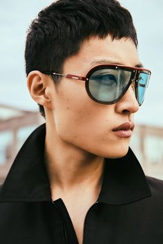 Indie Sunglasses, Cazal Eyewear, Mens Sunglasses Fashion, Eyeglass Frames For Men, Fashion Eye Glasses, Male Fashion Trends, Trendy Sunglasses, Men Eyeglasses