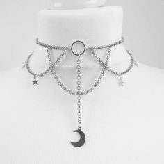 Kalung Choker, Moon Choker Necklace, Velvet Necklace, Witch Necklace, Gothic Chokers, Punk Jewelry, Moon And Stars, Velvet Material