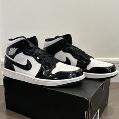 (eBay) Find many great new & used options and get the best deals for Jordan 1 Mid SE “Carbon Fiber” All Star Weekend DD1649-001 Men’s SIZE 9 / 10.5W at the best online prices at eBay! Free shipping for many products! Modern Black Patent Leather Custom Sneakers, Luxury Black Patent Leather Custom Sneakers, All Star Weekend, Jordan 1 Mid, Jordan 1, All Star, Carbon Fiber, Ebay Finds, Jordan