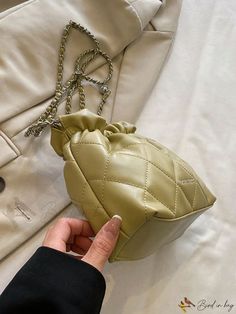 Bird in Bag - Japanese-Style Fashion One-Shoulder Bag with Pleats Green Bucket Shape Shoulder Bag With Removable Pouch, Green Bucket Shoulder Bag With Removable Pouch, Green Shoulder Bag With Removable Pouch In Bucket Shape, Word Wrap, Quilted Bag, Bag Bag, Bird In Bag, Leather Chain, Square Quilt