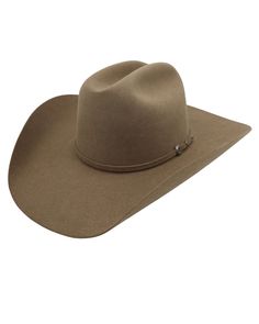 7X beaver quality felt Cattleman crown 4.5" brim Felt hatband with small buckle accent Leather sweatband Handcrafted Made in the USA Color: Pecan Maverick Brand Best Cowboy Hat, Kimono Outerwear, Felt Cowboy Hats, Straw Cowboy Hat, Hat Stores, Coral And Gold, Mens Wear, Felt Hat, Hat Band