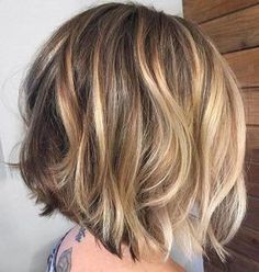 Popular Short Haircuts, Short Hair Model, Haircuts Short, Pixie Haircuts, Trending Hairstyles, Short Hair Haircuts, Bob Cut