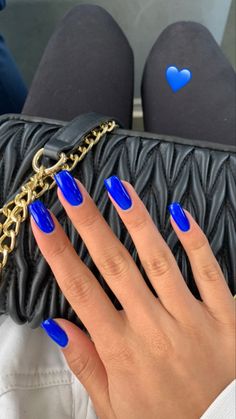 Almond Nail Dip Powder, 1 Color Nails, Nail Ideas Dip Powder, Single Color Nails, Bright Color Nails, Nails Inspo Blue, Square Nails Blue, Electric Blue Nails, Blue Nail Inspo