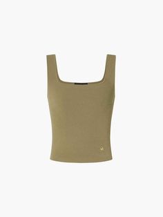 MO&Co. Women's Square Neck Fitted Vest Top This tank top is an elevated essential that works well on its own or part of a layered look. Offered in multiple hues, it's made from a stretchy, comfortable fine knit and has a square collar design. Features : - Slim, stretchy knit fit- Metal logo decorations at the hem- Square collar, sleeveless Code: MBD2VETT52The back length of size S is 54.5cmMATERIALS & CARE Material: 46.6% Viscose 30.3% Polyamide 20% Polyester 3.1% SpandexREMINDER: All items are measured manually. Please note that it's reasonable that there might be minor measurement differences (1-2cm) on some items. Seamless Tank Top With Straps, Seamless Tops For Everyday Spring Wear, Seamless Knit Top For Layering, Everyday Seamless Camisole Top, Casual Seamless Elastane Tank Top, Chic Tops With Tank Straps For Everyday, Everyday Tops With Tank Straps And Minimal Stretch, Everyday Tops With Minimal Stretch And Tank Straps, Fitted Tank Top For Everyday Wear