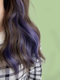 Dream Haircut, Purple Hair Extensions, Hair Colouring, Hot Hair Colors, Art Outfits, Hair Streaks, Dyed Hair Inspiration, Haircuts For Medium Hair, Synthetic Hair Extensions