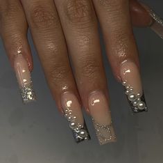 Black And Pearl Nails, Black Nails With Pearls, Nails With Pearls, Black Acrylic Nails, Broken Nails, Pearl Nails, Nails 2023, Bling Acrylic Nails