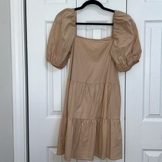 H&M Puff-Sleeved Dress, Size Small. Flowy, Puffy Sleeves And Could Fit A Size Medium. Comes To About Knee Length So Not Too Short (I Am 5’4”). Only Worn Once, Basically Brand New. Beige Knee-length Puff Sleeve Summer Dress, Beige Midi-length Puff Sleeve Dress, H&m Casual Beige Dress, H&m Casual Cream Dress, H&m Cream Summer Dress, Dress H&m, Short I, H M Dresses, Sleeved Dress