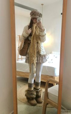 Downtown Fashion Aesthetic, Himekaji Winter Outfits, Mori Kei Winter, Comfortable Aesthetic Outfits, Germany Aesthetic Outfits