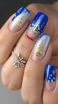 Transform your nails with these simple aesthetic Christmas designs Discover winter-inspired trendy and chic nail art for the season that are both natural and neutral Get inspired by these cute and subtle short nail design ideas that exude a sense of simplicity and inspiration