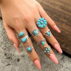 Material: Alloy Size: One Size Style: Europe and America Embossed Pattern, Natural Turquoise Stone, Squash Blossom Necklace, Turquoise Rings, Girlfriend Boyfriend, Natural Turquoise, Antique Rings, Cluster Ring, Jewelry Party