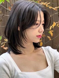 Style Bob, Short Black Hair, Layered Haircuts For Medium Hair, Asian Short Hair, Hair Inspiration Short, Shot Hair Styles, Shoulder Length Hair Cuts, Haircuts For Medium Hair