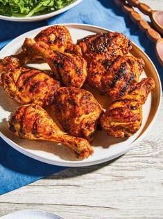 Grilled Chicken with Greek Yogurt and Smoked Paprika Marinade Bbq Weber, Autumn Dinner, Salmon And Shrimp, Clay Oven, Quick Chicken, Red Food, Dessert Appetizers, Easy Vegetarian, Grilled Meat