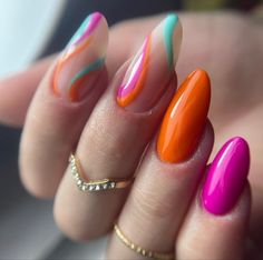 Oval Nail Ideas, Oval Nail, Subtle Nails, Blush Nails, Bling Nails, Perfect Nails, Green Nails