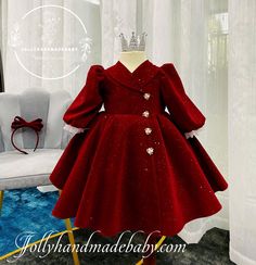 ♥ Introducing our exquisite baby girl's red velvet dress, a perfect blend of elegance and festive charm, designed specifically for the Christmas season. Crafted from luxurious dark red velvet, this dress features a stunning sparkle that catches the light beautifully, making it an ideal choice for holiday gatherings and family photoshoots. The long sleeves provide warmth and comfort during the fall and winter months, while the addition of delicate white lace on the sleeves enhances the dress's ov Christmas Dress Toddler, Velvet Christmas Dress For Baby, Baby Girl Dresses Red, Toddler Red Christmas Dress, Girls Red Christmas Dress, Vintage Toddler Christmas Dress, Girls Red Velvet Dress, Red Velvet Dress, Elegant Baby