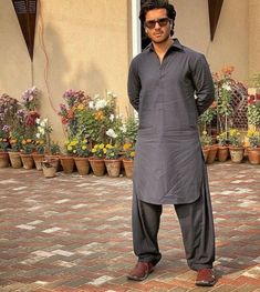 Woodstock Photos, Latest Kurta Designs, Man Dress Design, Feroze Khan, Wedding Kurta, Pakistani Kurta