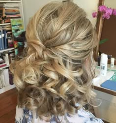 Mother Of The Groom Hairstyles, Medium Length Curls, Summer Wedding Hairstyles, Up Hairdos, Long Bobs, Wedding Hairstyles Medium Length, Mother Of The Bride Hair, Wedding Hairstyles Half Up Half Down, Half Updo