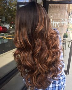 Tiger Eye Hair Color, Tiger Eye Hair, Cinnamon Hair Colors, Balayage Caramel, Auburn Balayage, Highlights For Dark Brown Hair, Cinnamon Hair