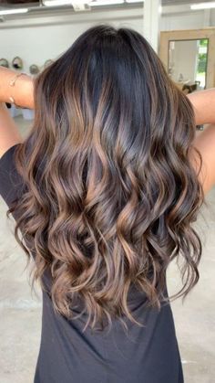 Carmel Balayage, Brunette Hair Color With Highlights, Brunette Lob, Balyage Hair, Long Bobs, Bronde Balayage, Brunette Balayage, Brunette Balayage Hair