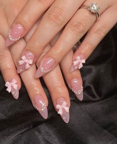 Cute Nail Inspiration Acrylic, Nails Pretty Design, Cute Girly Nail Ideas, Neutral Acrylic Nail Designs, Prom Pink Nails, Girly Nail Designs, Girly Nail Ideas, Girly Nail Art, Hands Flowers