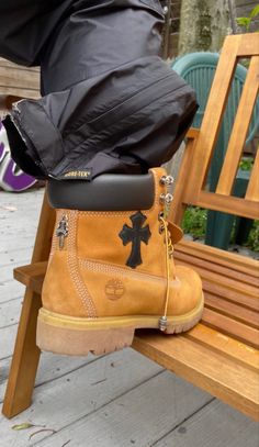 Chrome Hearts Cross, Timberland Boot, Nike Slippers, Street Fashion Men Streetwear, Timberlands, Rosary Necklace