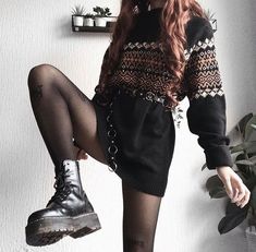 Feminine Casual, Practice Outfits, Feminine Outfit, Dark Fashion, Grunge Outfits, Black Outfit, Edgy Fashion, Types Of Fashion Styles, Alternative Fashion