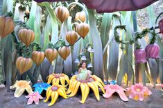 Nine Unique Photo Ops at Disneyland « lovestalgia Disneyland Planning, Best Time To Post