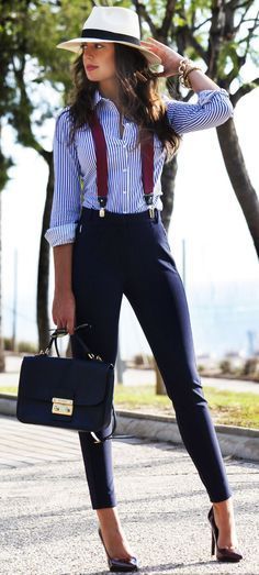 The perfect way to do menswear in a feminine way | perfect pants for petites | petite fashion Pin Up Vintage, Plus Size Vintage, Looks Chic, Business Attire, Petite Fashion, Work Attire, Looks Style, Business Outfits, Work Fashion