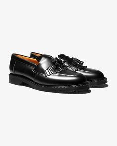 Solovair Tassel Loafer - Noah Classic Leather Tassel Loafers With Fringe, Elegant Fringe Tassel Loafers For Formal Occasions, Elegant Formal Tassel Loafers With Fringe, Solovair Loafers, Punk Shop, Autumn Winter 2024, Denim Hat, Tassel Loafers, British Army