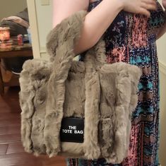 The Tote Bag For Women Size Is 34*13*24cm/13.3*5.1*9.4in (L*W*H), Large Capacity, Very Convenient For You To Store Your Phone, Tablet, Cosmetics, Glasses, Keys.Etc. The Tote Bag Is Made Of High-Quality Faux Fur Material And Polyester Lining, Surface Is Smooth And Firm, Soft And Comfortable To The Touch, Good Breathability, Easy To Care For And Strong Flexibility. Fluffy Tote Bag, Faux Fur Material, The Tote Bag, Bag For Women, Womens Tote Bags, Faux Fur, Tablet, Womens Sizes, Tote Bag