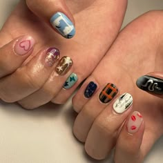 Taylor Swift The Eras Tour nails 🤍 Taylor Swift Short Nails, Taylor Swift Inspired Nails Ttpd, Eras Tour Nails With Tortured Poets, Eras Tour Nails Ideas, Evermore Nails, Swiftie Nails, Taylor Swift Eras Tour Nails, Folklore Nails, The Eras Tour Nails