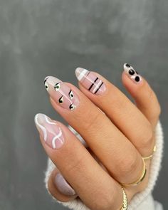 50+ Y2K Nails For a Trendy Mani; black and white nails! This includes Y2k nails acrylic, y2k nails acrylic long, y2k nails short, y2k nails acrylic short, y2k nails black, y2k nails pink, y2k nails simple, y2k nails almond & more! This also includes y2k nail designs, y2k nail art, y2k nail ideas, y2k nails simple, y2k nails white, y2k nails acrylic black, trendy nails, cute nails, smiley face nails, bright nails, summer nails & more! #y2knails #y2knailideas #y2knailssimple #y2knailsacrylic Nail Armor, Checkered Nails, Art Deco Nails, Matte Black Nails, Nail Shimmer, Nails Simple, Instagram Nails