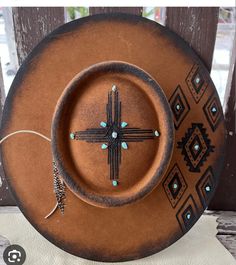 Cowgirl Hats Western Brown, Hand Burned Felt Hats, Cactus Burned Hat, Burned Hats Diy, Diy Hatbands, Boho Cowboy Hat, Western Hat Burning Ideas, Embroidered Cowboy Hat