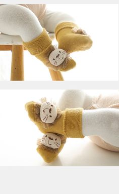 Super-cute padded socks for the baby. Material: COTTON Cute Non-slip Booties For Playtime, Non-slip Playtime Socks For Infants, Cute Super Soft Socks For Playtime, Cute Winter Non-slip Socks, Gray Non-slip Socks, Playful Super Soft Socks For Playtime, Cute Winter Booties For Playtime, Winter White Booties For Playtime, White Winter Booties For Playtime