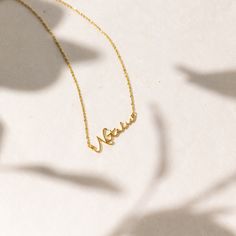 Sleek and elegant, our Mon Petit Name Necklace creates an effortless signature look that is stunning next to your skin. Personalize your necklace with your name or surprise them with a meaningful gift today. 18k Gold Chain, Signature Look, Rose Gold Metal, Precious Jewelry, Rose Gold Necklace, Personalized Necklace, Gold Plated Silver, Name Necklace, Meaningful Gifts