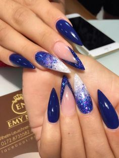 Royal Blue Stiletto Nails, Stiletto Nails Blue, Simple Stiletto Nails, Blue Stiletto Nails, Unghie Sfumate, Pinterest Nails, Blue Acrylic Nails