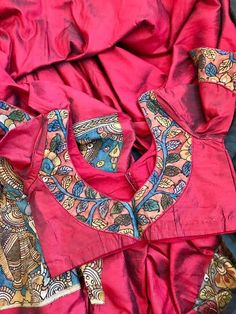 Pattern Design Blouse, Simple Blouse Back Neck Designs, Simple Pattern Design, Designer Saree Blouses, Blouse Back Neck, Patch Work Blouse Designs